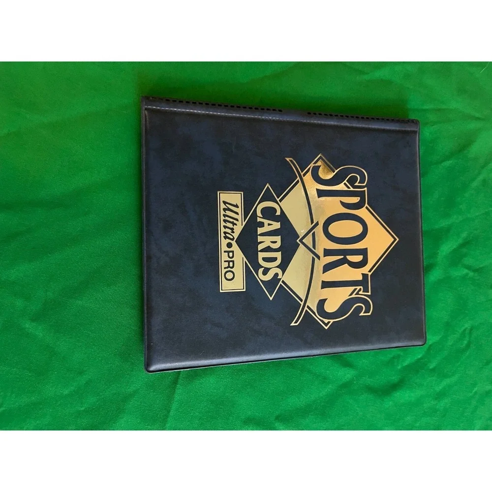 Kansas City Royals 1987 Topps Team Set with 40 card collector‎ album. Bo Jackson
